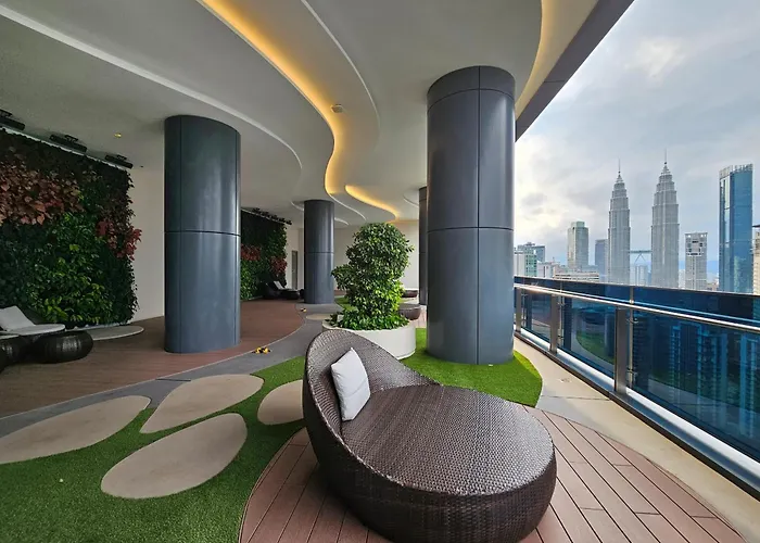 Eaton Residence Klcc View With Infinity Pool 伊顿公寓 豪景园 双子塔无边际泳池