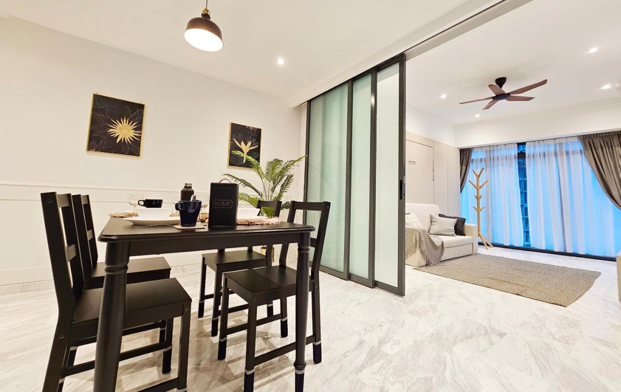 Eaton Klcc View With Infinity Pool 伊顿公寓 豪景园 双子塔无边际泳池 Apartment